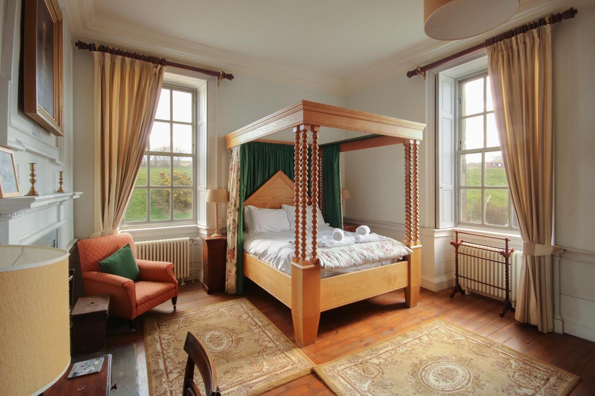 Merchant'S House - Large Two Floor Apartment!! Sleeps Up To 11 People, First Floor Available Separately, Sleeping 2 People At A Reduced Rate!!! อายเมาธ์ ภายนอก รูปภาพ